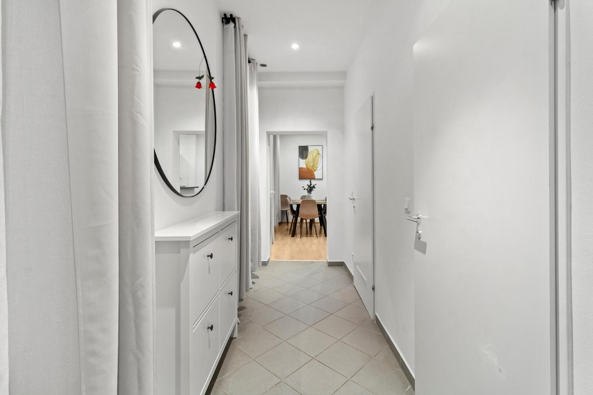 Chic 1Br Apartment - Directly Near Schoenbrunn Відень Екстер'єр фото